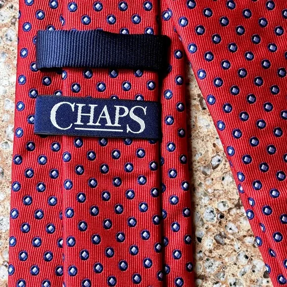 Chaps Ralph Lauren 100% silk men’s tie red - Picture 8 of 9